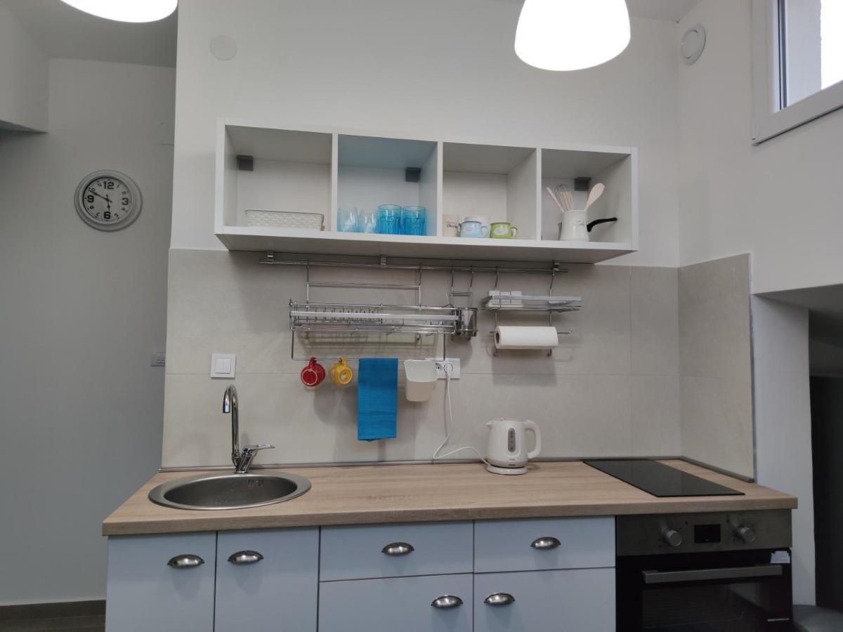Blue Apartment Riverside 波德戈里察 外观 照片