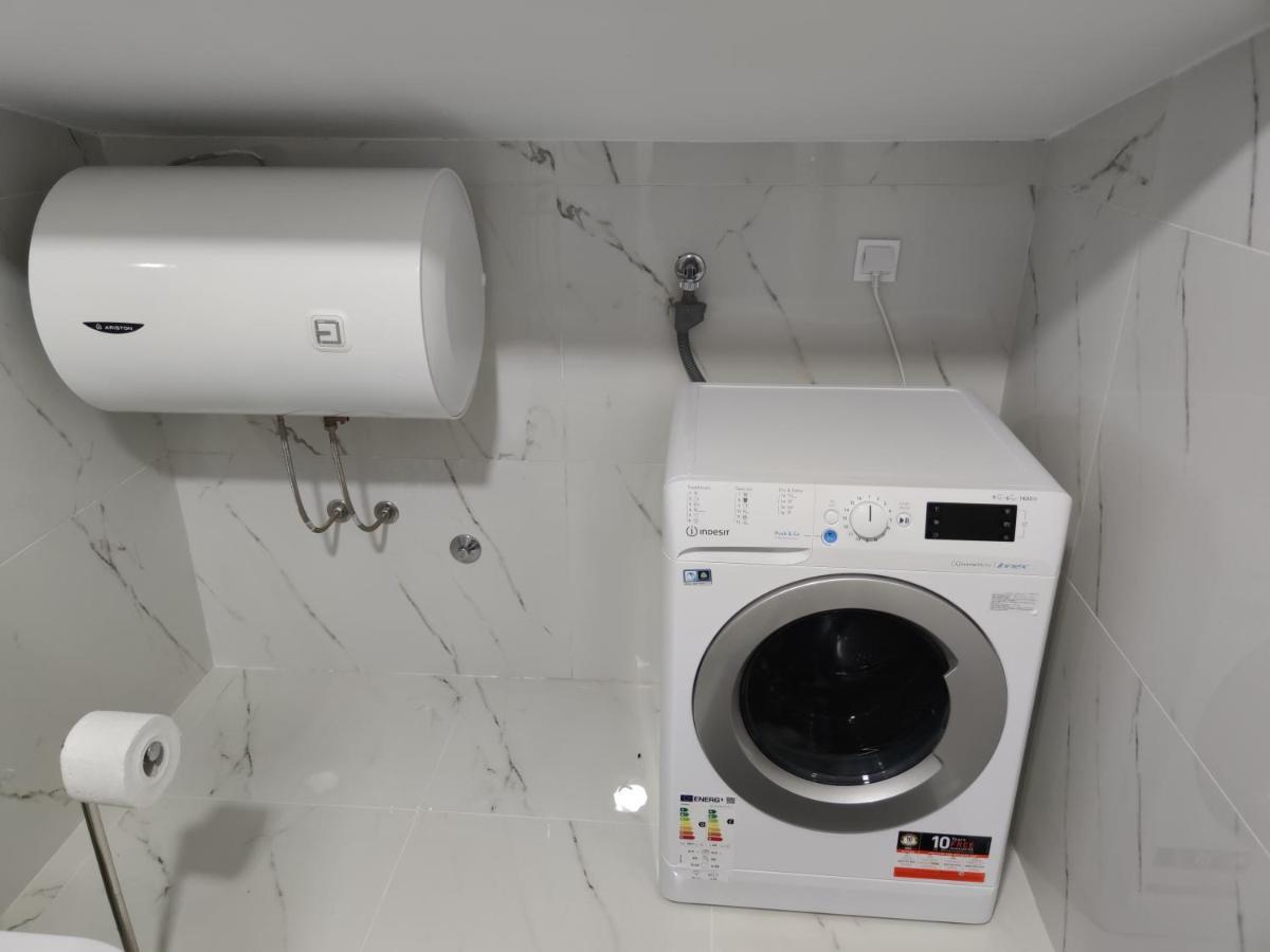 Blue Apartment Riverside 波德戈里察 外观 照片